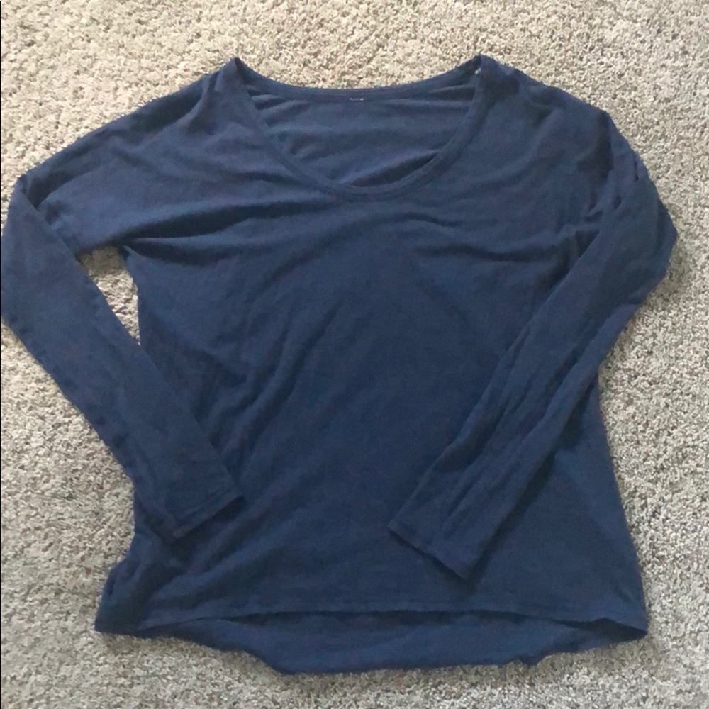 Lululemon long sleeve tee